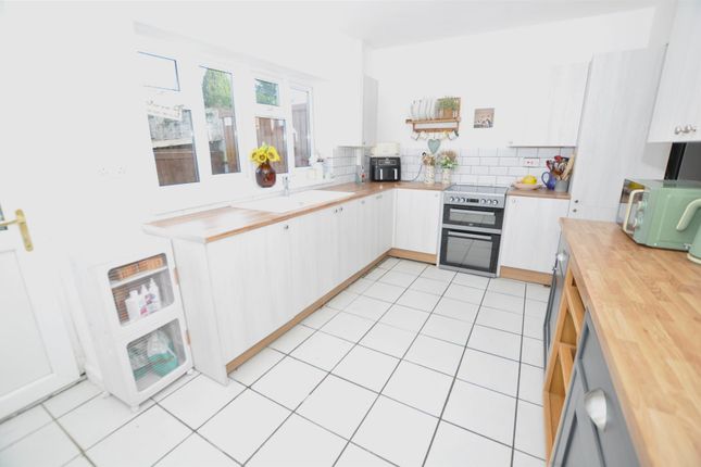 Wembley House, North Road, Whitland photo 5