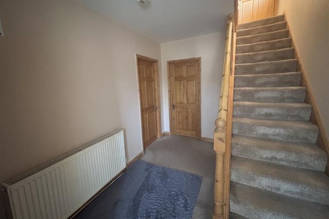 gloucester avenue, gloucester avenue, slough photo 3