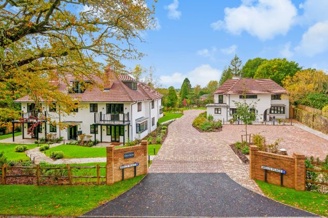 Flat for sale in West Chiltington, West Sussex