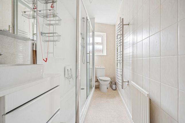 22, Giles Gate, Prestwood, HP16 photo 4