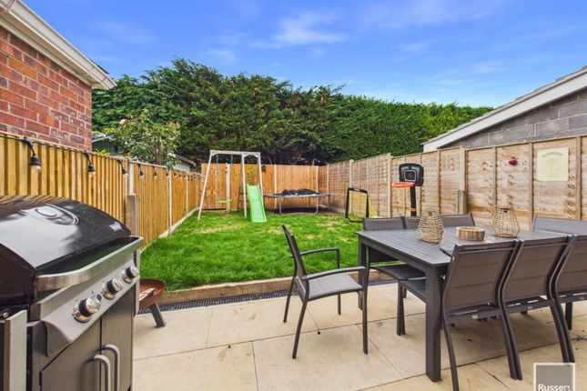 36, Nelson Way, Norwich photo 2