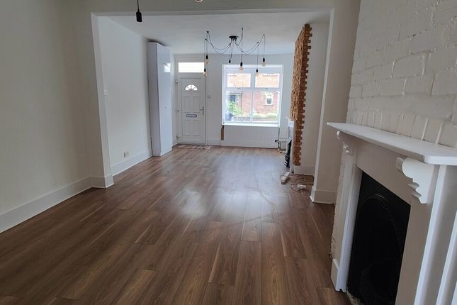 39, Gladstone Street, Fleckney photo 3
