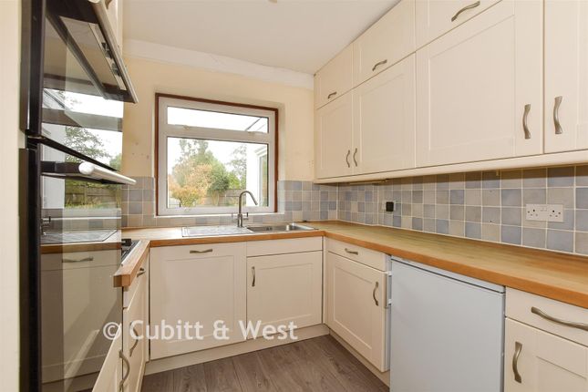 169, Coulsdon Road, Coulsdon photo 4