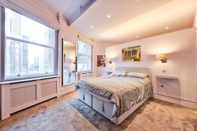 Flat for sale in Evelyn Mansions, Victoria, London