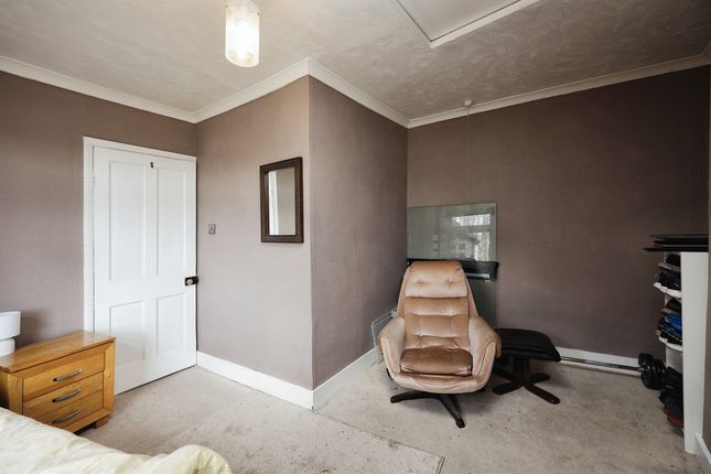 Terraced house for sale in Eskdale Avenue, Chesham