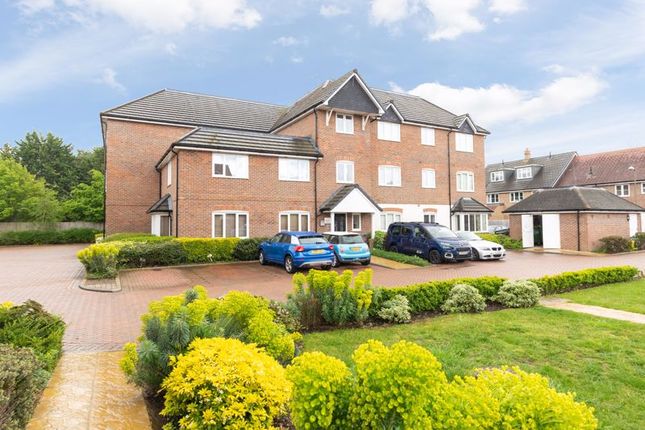 1-bed flat on 27, Scholars Place, Walton-On-Thames, £235,000