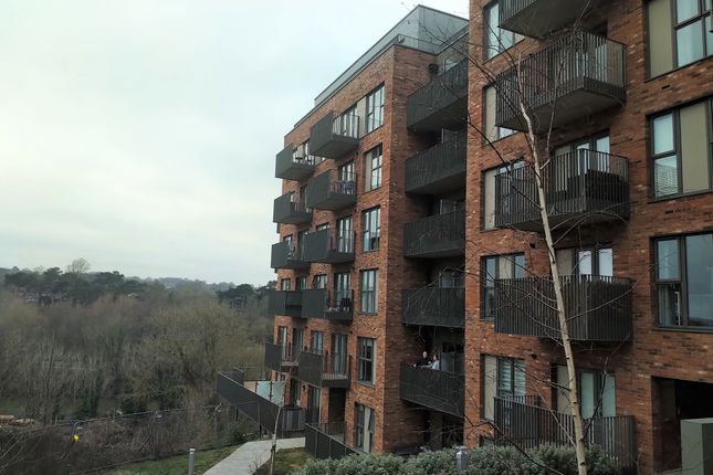 Thumbnail Flat to rent in Rosalind Drive, Maidstone