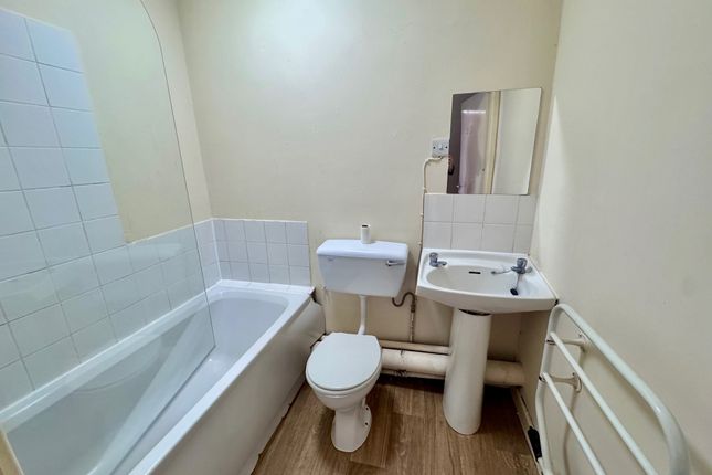 7, Nottingham photo 5