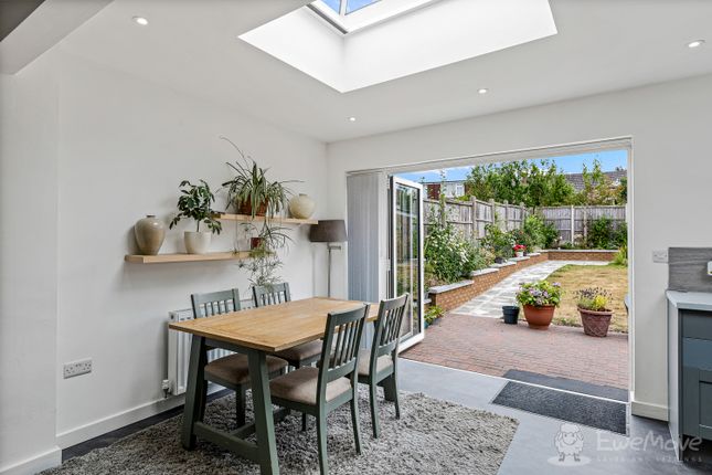 5, BOSWELL ROAD, RUGBY photo 4