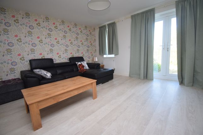 36, Orchard Close, Puriton photo 3