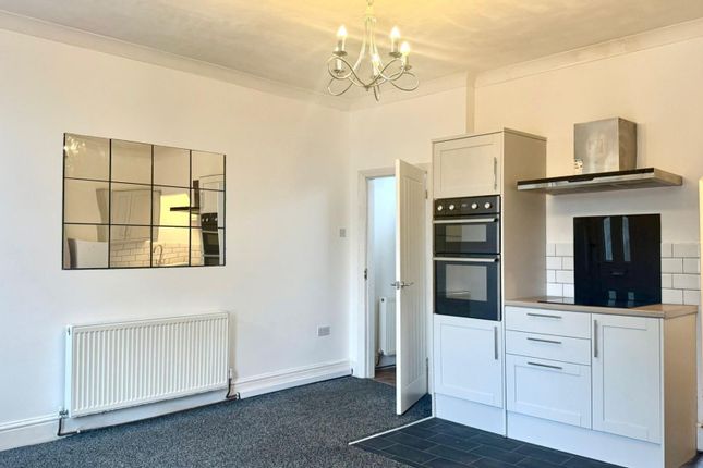 224, Old Bank Road, Dewsbury photo 5
