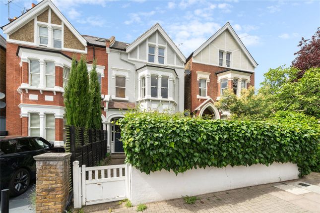 Thumbnail Flat for sale in Thurleigh Road, London