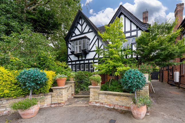 Detached house for sale in Vale Close, Maida Vale, London