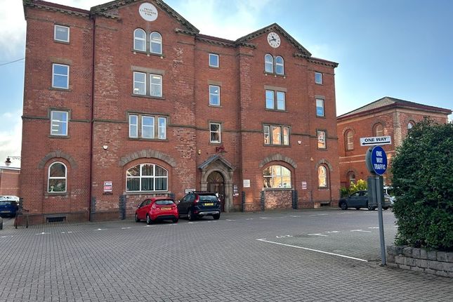 Office to let in First Floor, St Katherines House, Mansfield Road, Derby, Derbyshire