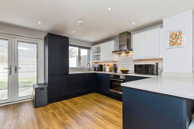 3-bed house on 77, Kingsley Road, Horley, £400,000