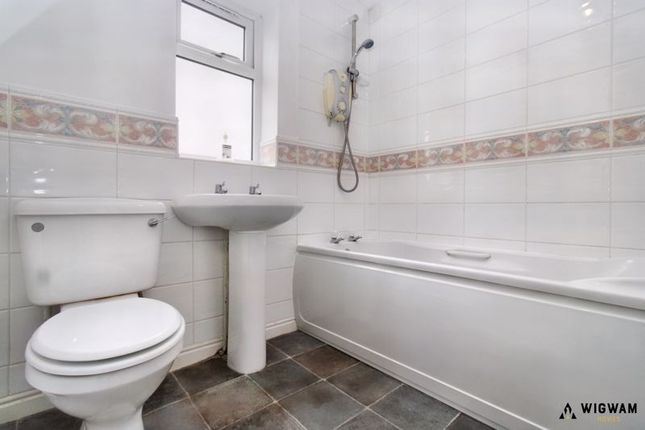Semi-detached house for sale in West Grove, Hull