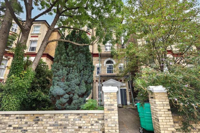 Studio flat on 38 Flat 2, Fellows Road, London, £330,000