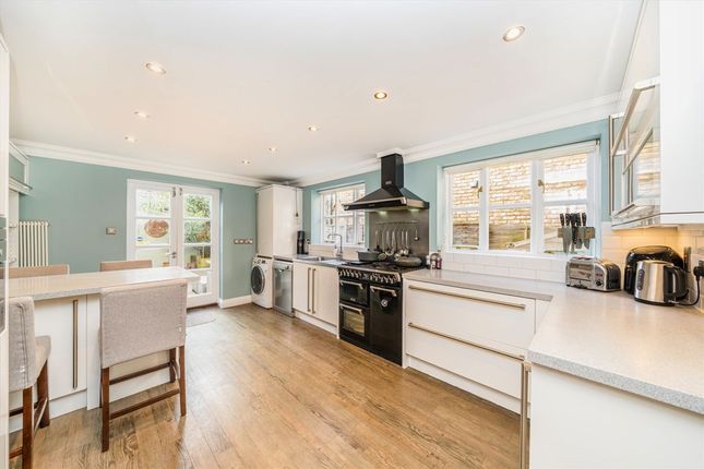 25, Hillcourt Road, London photo 4