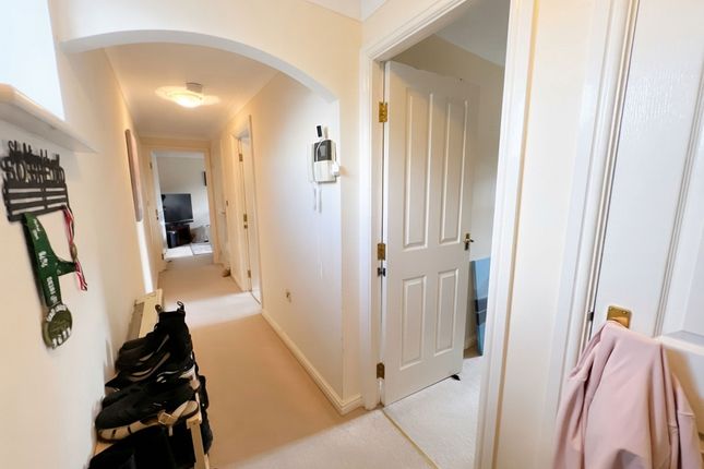 37 Martinique Square Bowling Green Street, Warwick photo 2
