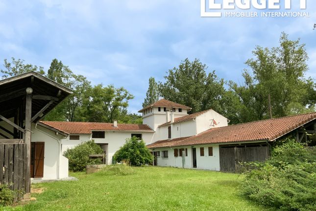 Thumbnail Villa for sale in Sos, Lot-Et-Garonne, Nouvelle-Aquitaine