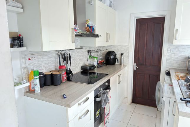 10 Uxbridge Street, Burton-On-Trent photo 3