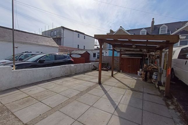 Terraced house for sale in Edgcumbe Avenue, Newquay