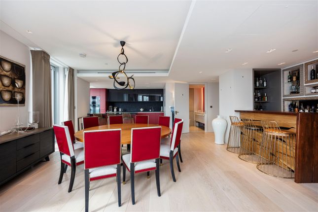 Duplex for sale in Biscayne Avenue, London