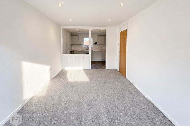 132 Church Street, Bolton photo 3
