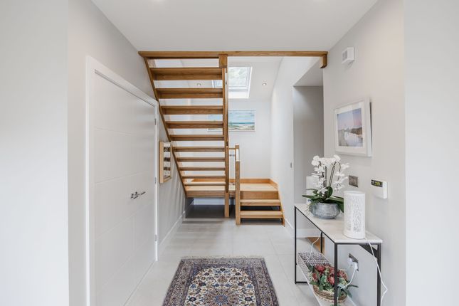 Cedar House, 3a Winns Close, Holt photo 4