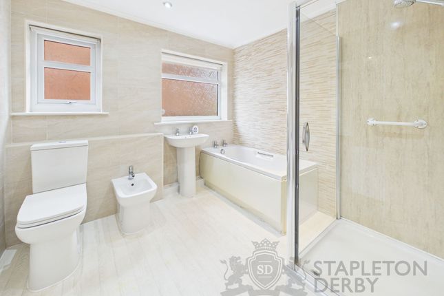 2 Scarisbrick Road, St. Helens photo 4