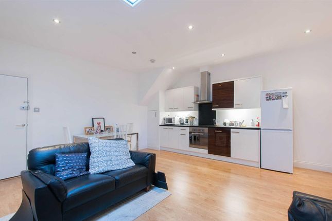 Ground Floor Flat, 29, Horn Lane, London photo 4