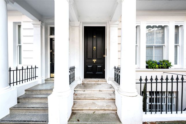 Flat 2, 82, Kensington Park Road, London photo 2