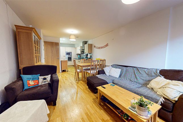 Flat for sale in Bauhaus, 2 Little John Street