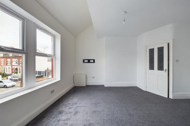 Thumbnail Flat to rent in Liscard Road, Wallasey