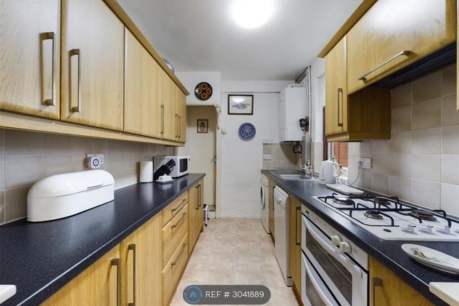 Prospect Avenue, Strood photo 4