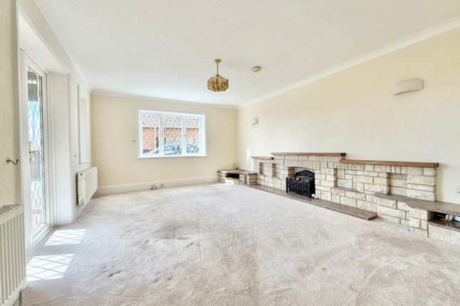 Rollestone House, 98 Rollestone Road, Southampton photo 3