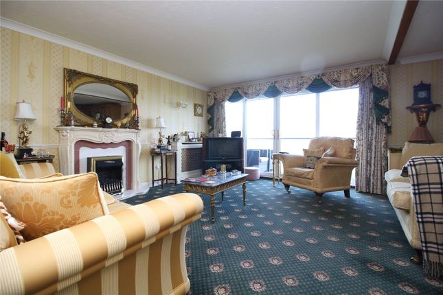 10, Greenside Court, Marine Drive East photo 3