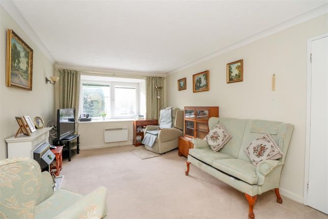 25, Homestream House, Mill Bay Lane, Horsham photo 4