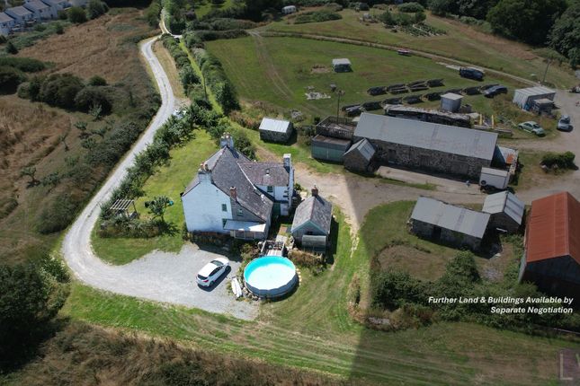 Farmhouse off Lon Engan, Pwllheli photo 3