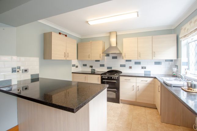 23, Robartes Road, Bodmin photo 2