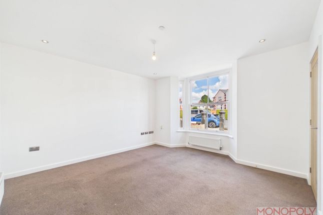 38 Percy Road, Wrexham photo 2