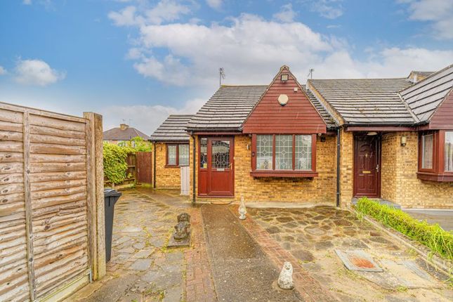 Thumbnail Bungalow for sale in The Hatch, Enfield