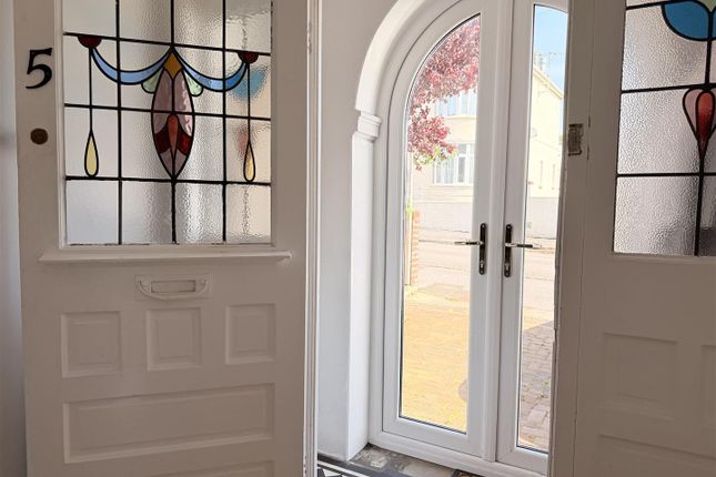 5, Bryn Avenue, Burry Port photo 2