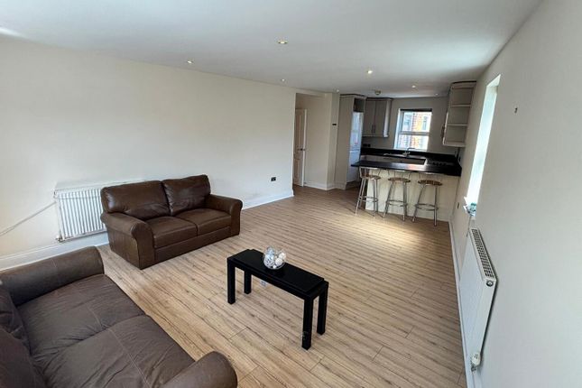18, Heritage Court, Darlington photo 2