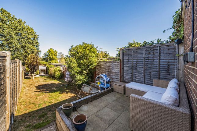 42, Kings Road, Surrey photo 4