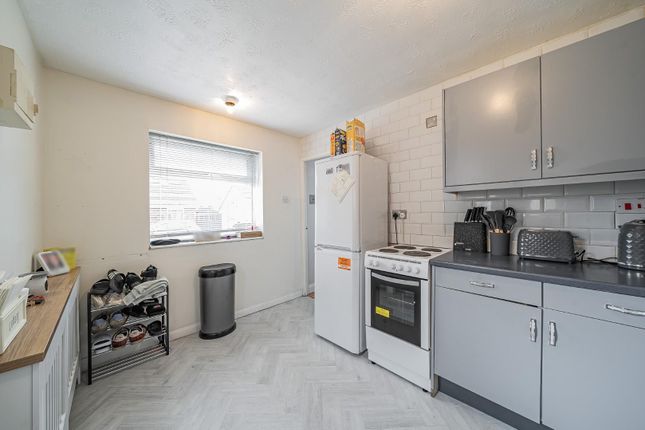 109, Sycamore Road, Barlby photo 4