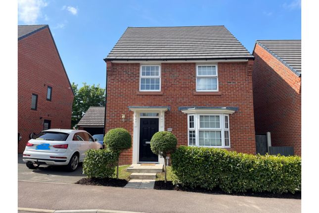 Thumbnail Detached house for sale in Harefields Way, Wirral