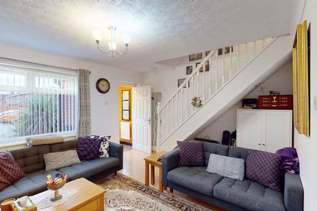 12 Duncombe Road, Bolton photo 2