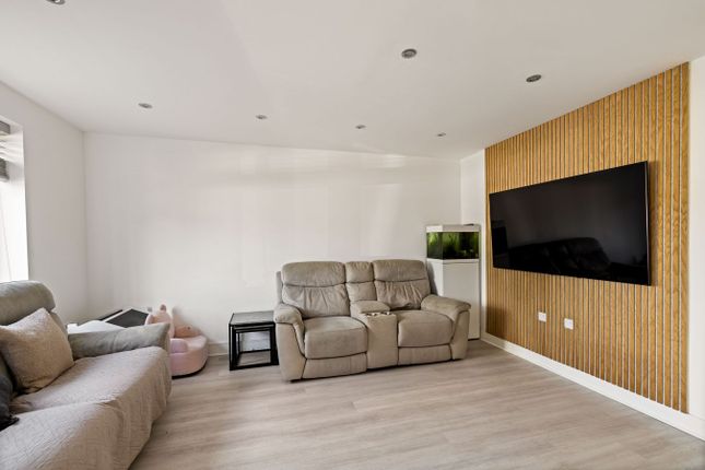 35, Kunwar Avenue, Folkestone photo 2