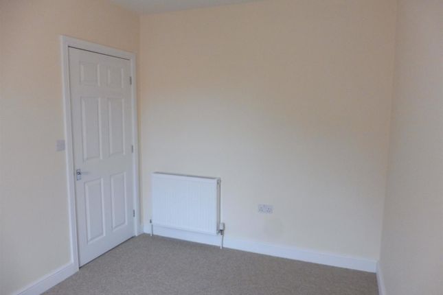 Terraced house to rent in Printers Place, Queen Street, Louth